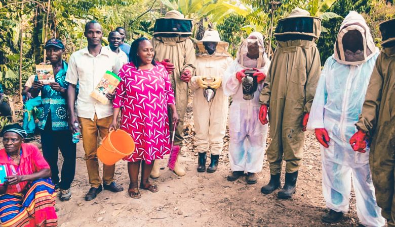 Rwentumba Beekeepers Group Installs Modern Beehives and Receives Hand-on Skills training in Modern Beekeeping